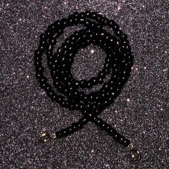 Facemask, Glasses, or Badge Clips - Picture 11 of 11